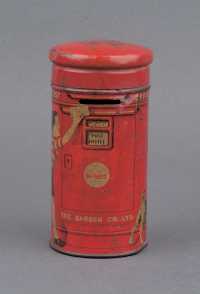民国时期小邮筒型红色储蓄罐一个